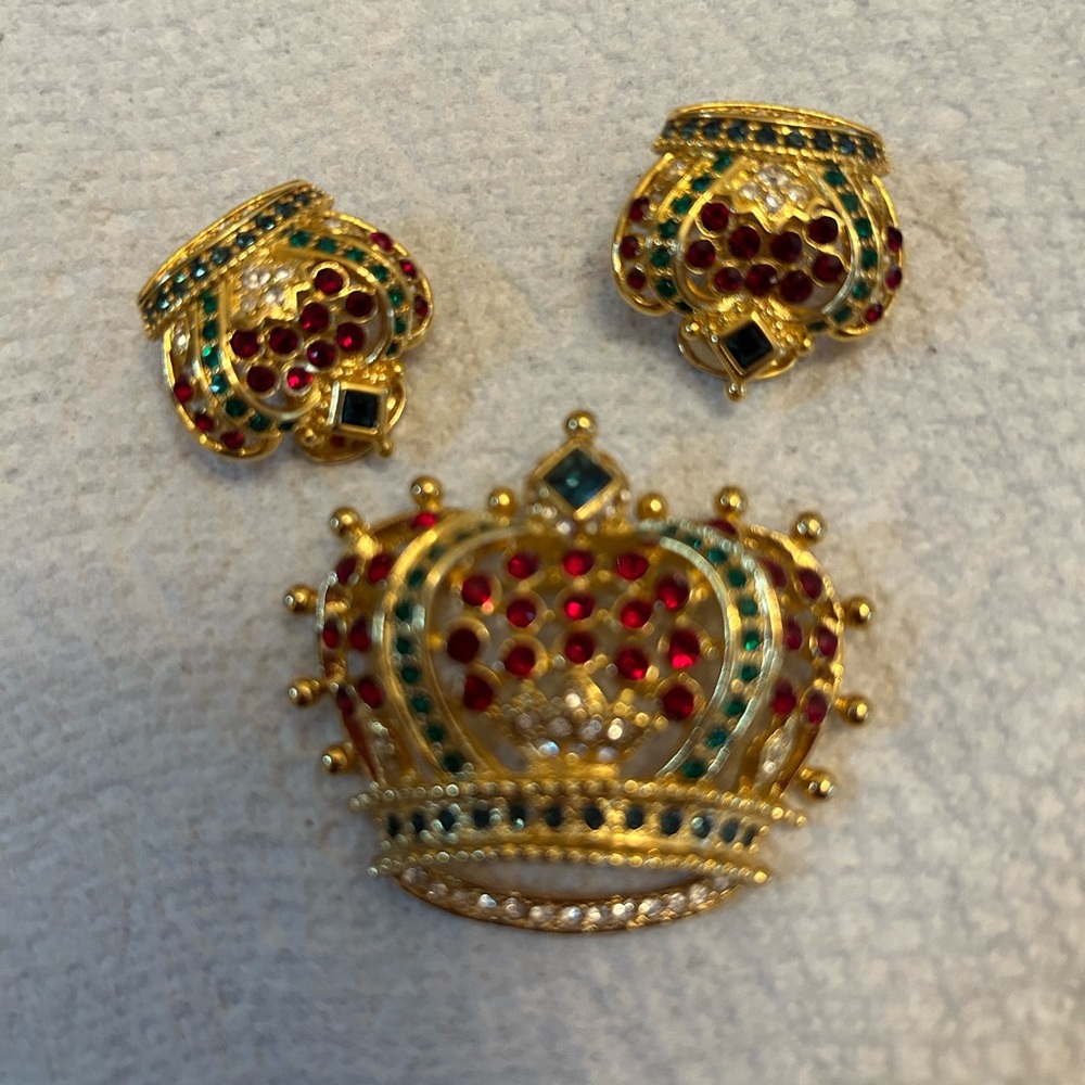 Kenneth Jay Lane Gold and Red Crown Brooch Set